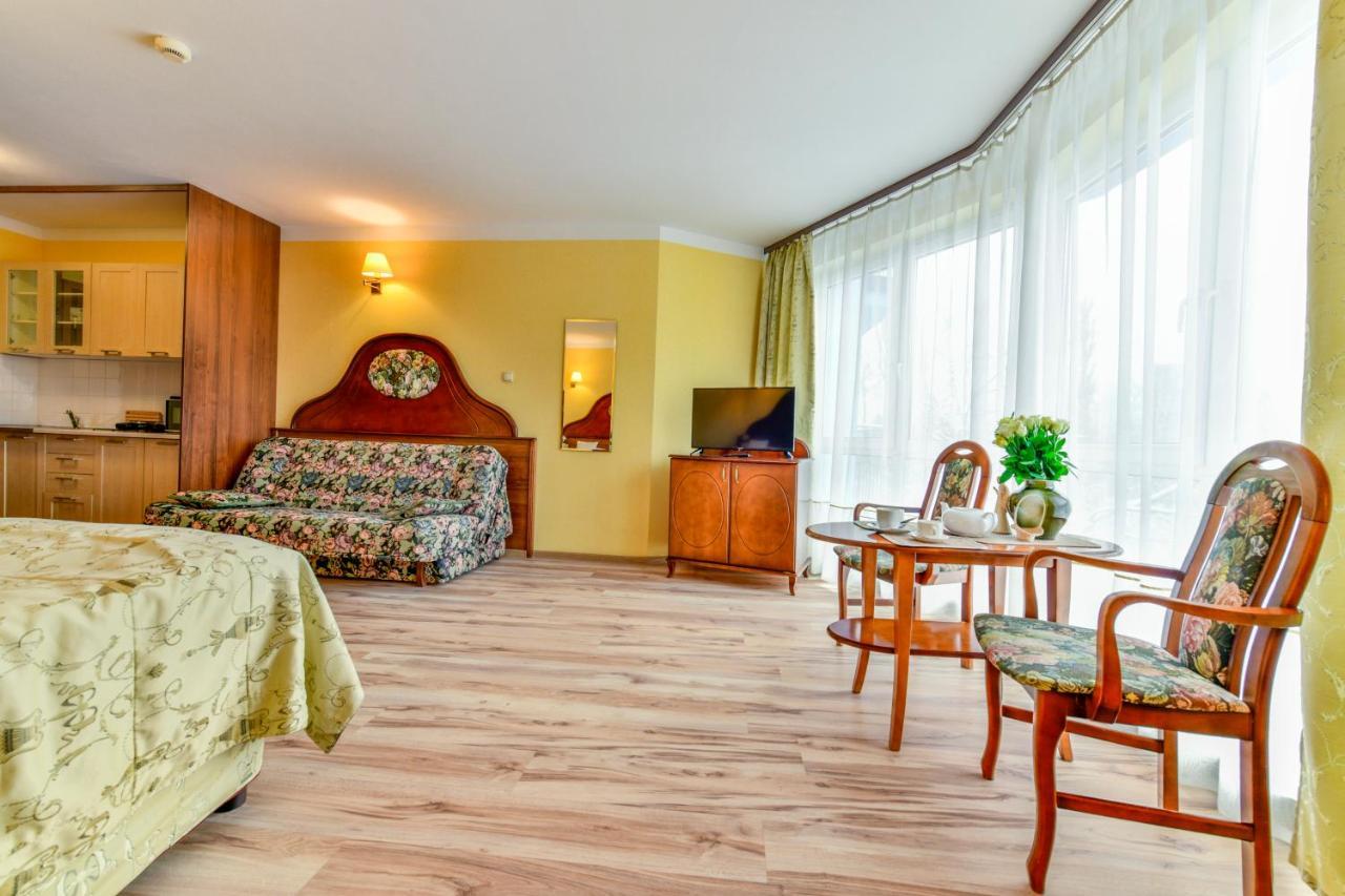 Apartamenty Sobieski Kolobrzeg Bagian luar foto