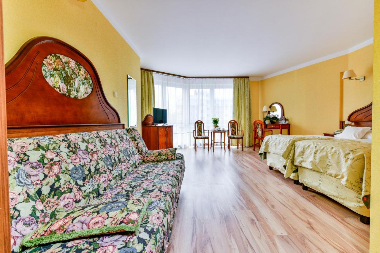 Apartamenty Sobieski Kolobrzeg Bagian luar foto