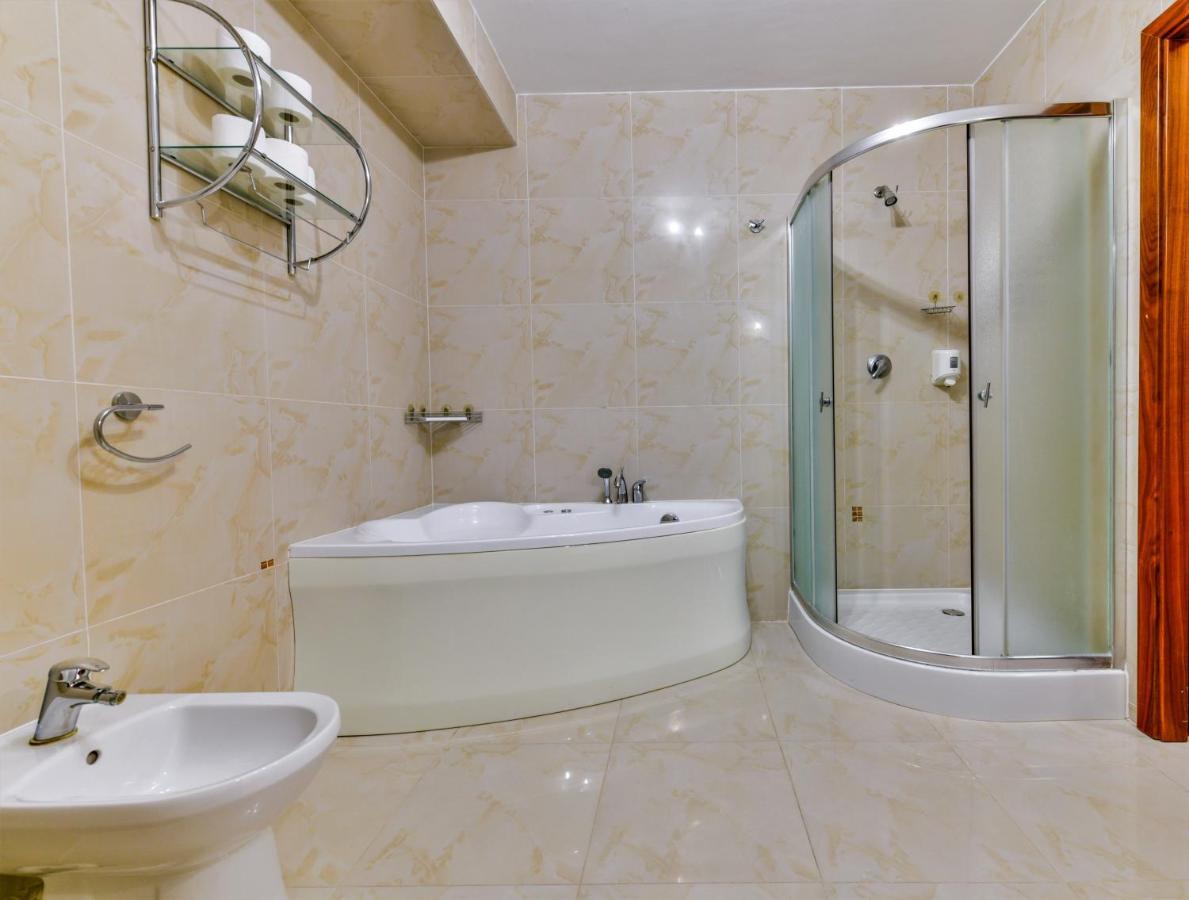Apartamenty Sobieski Kolobrzeg Bagian luar foto