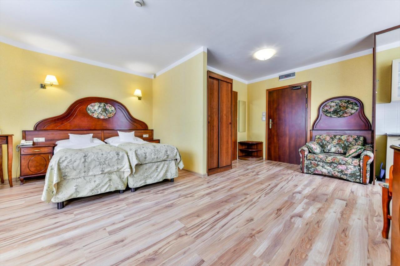 Apartamenty Sobieski Kolobrzeg Bagian luar foto